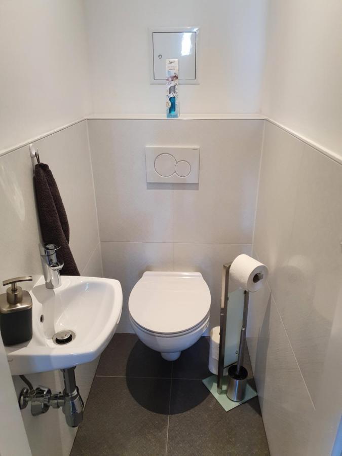 Smarte Dachgeschosswohnung Mit 2 Terrassen Direkt Am Hauptbahnhof Viena Exterior foto